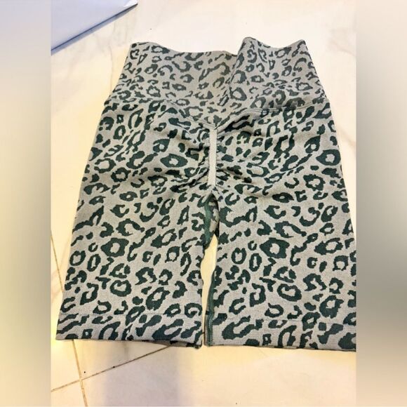 SHEIN Leopard Print Athletic Shorts - Gray, orange, Green #14 - Picture 5 of 7